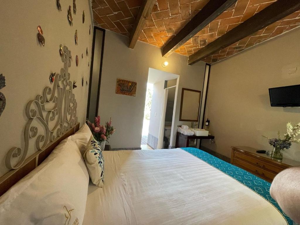 Posada Colibri - Hotel & Spa Сан-Хуан-Теотиуакан Экстерьер фото